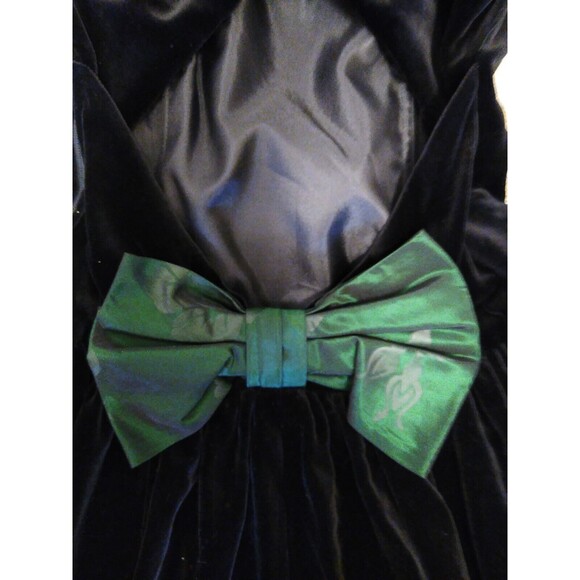 Vintage Laura Ashley 80s 90s Darted Bow Keyhole Back Strapless Black Velvet Gown - Picture 9 of 9